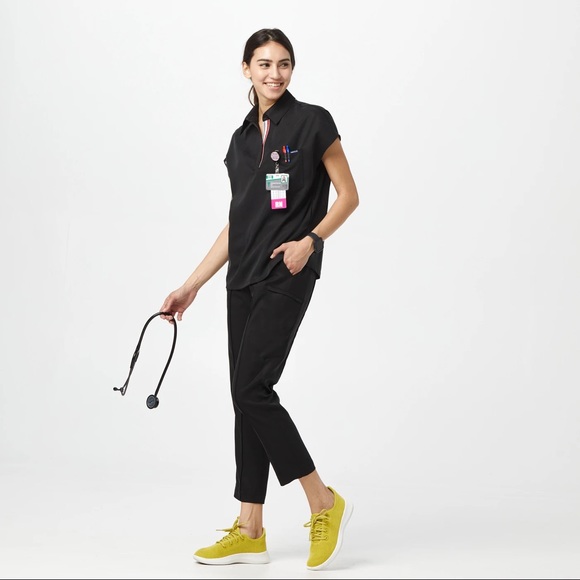 Mediclo Polo Scrub Top Capri: Collared Scrub Top - Picture 7 of 7